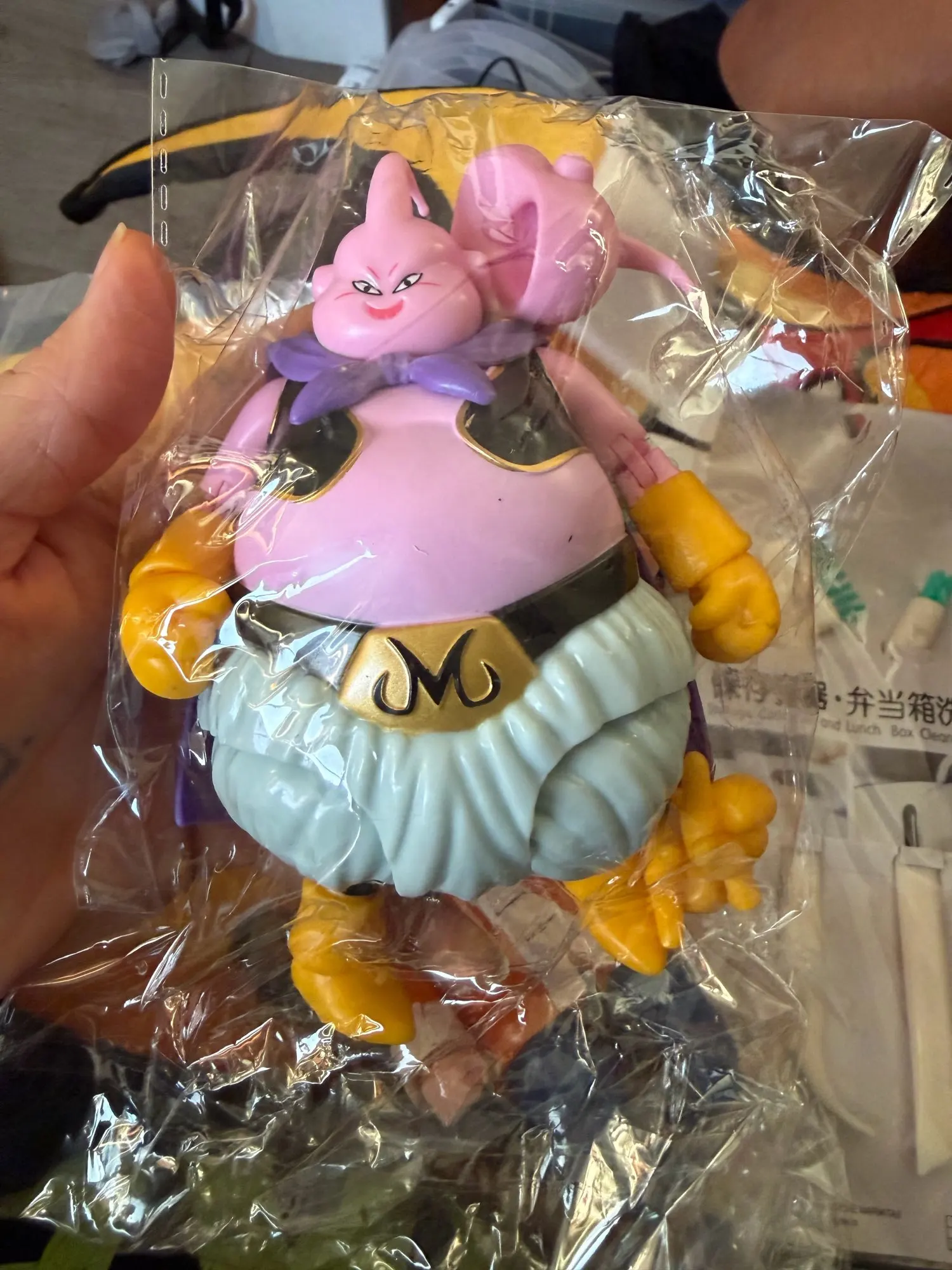 Foto de un comprador: Figura de Dragon Ball Z de 12 a 18 cm: Goku, Broly y Vegeta