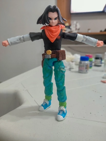 Foto de un comprador: Figura de Dragon Ball Z de 12 a 18 cm: Goku, Broly y Vegeta