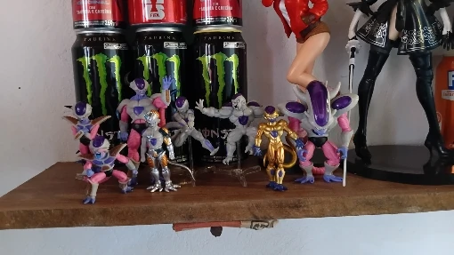 Foto de un comprador: 8 Figuras de Anime de Dragon Ball Z de Freezer en PVC para colección