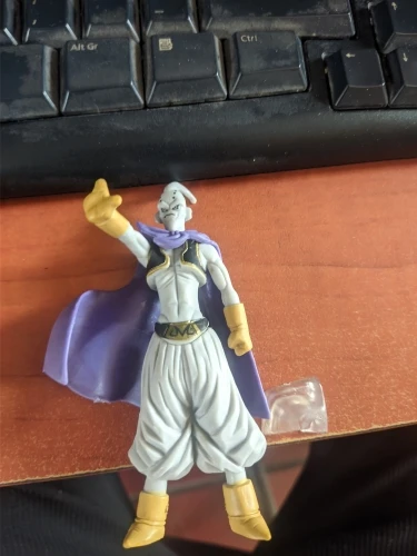 Foto de un comprador: Figura aleatoria de Dragon Ball Z de 7 a 10 cm, 1 pieza en PVC