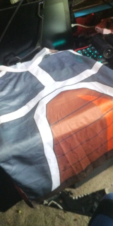 Foto de un comprador: Camiseta sin mangas de cosplay con armadura saiyajin 3D
