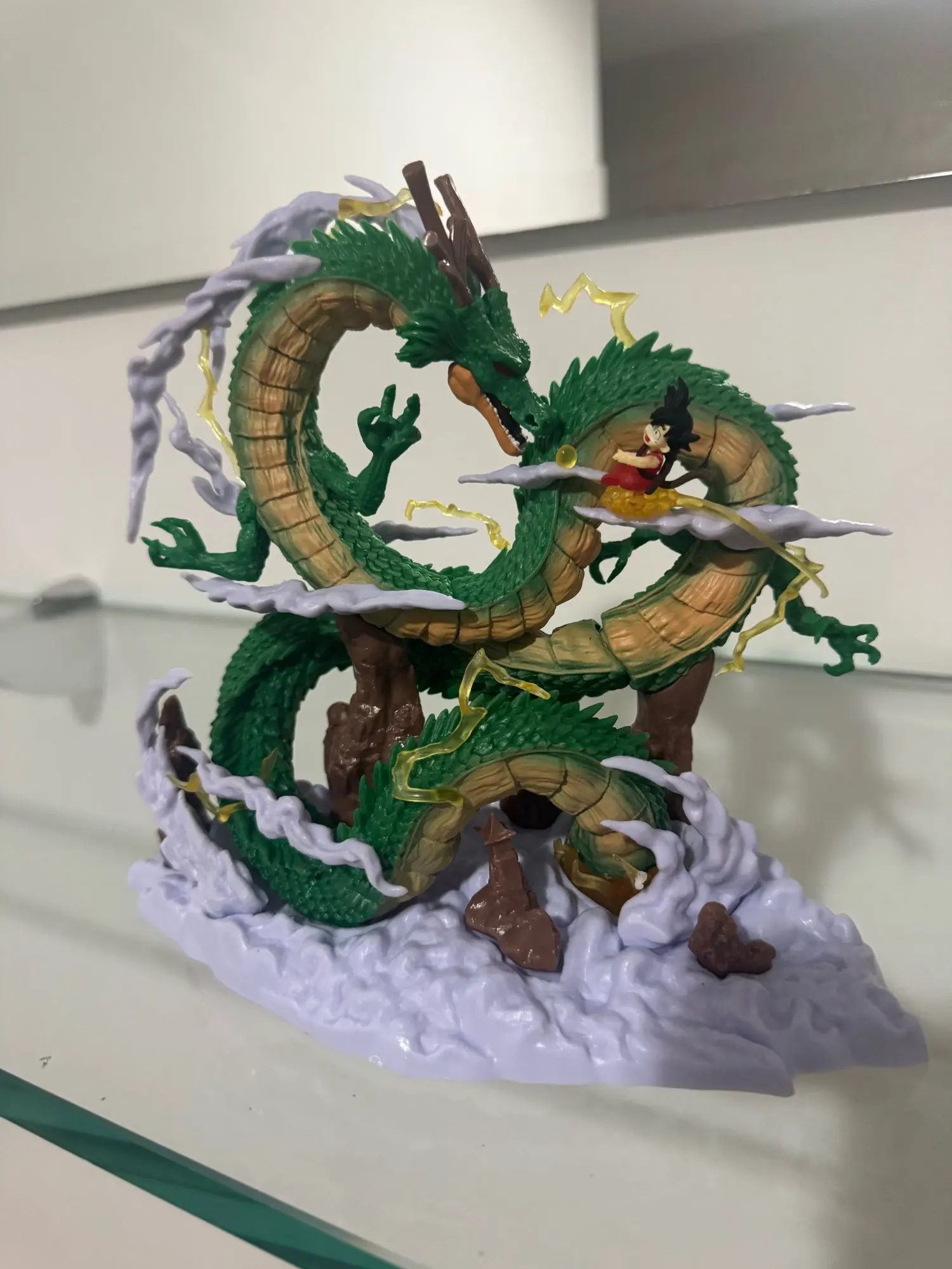 Foto de un comprador: Figura de Dragon Ball: Shenron y Goku en PVC para coleccionar