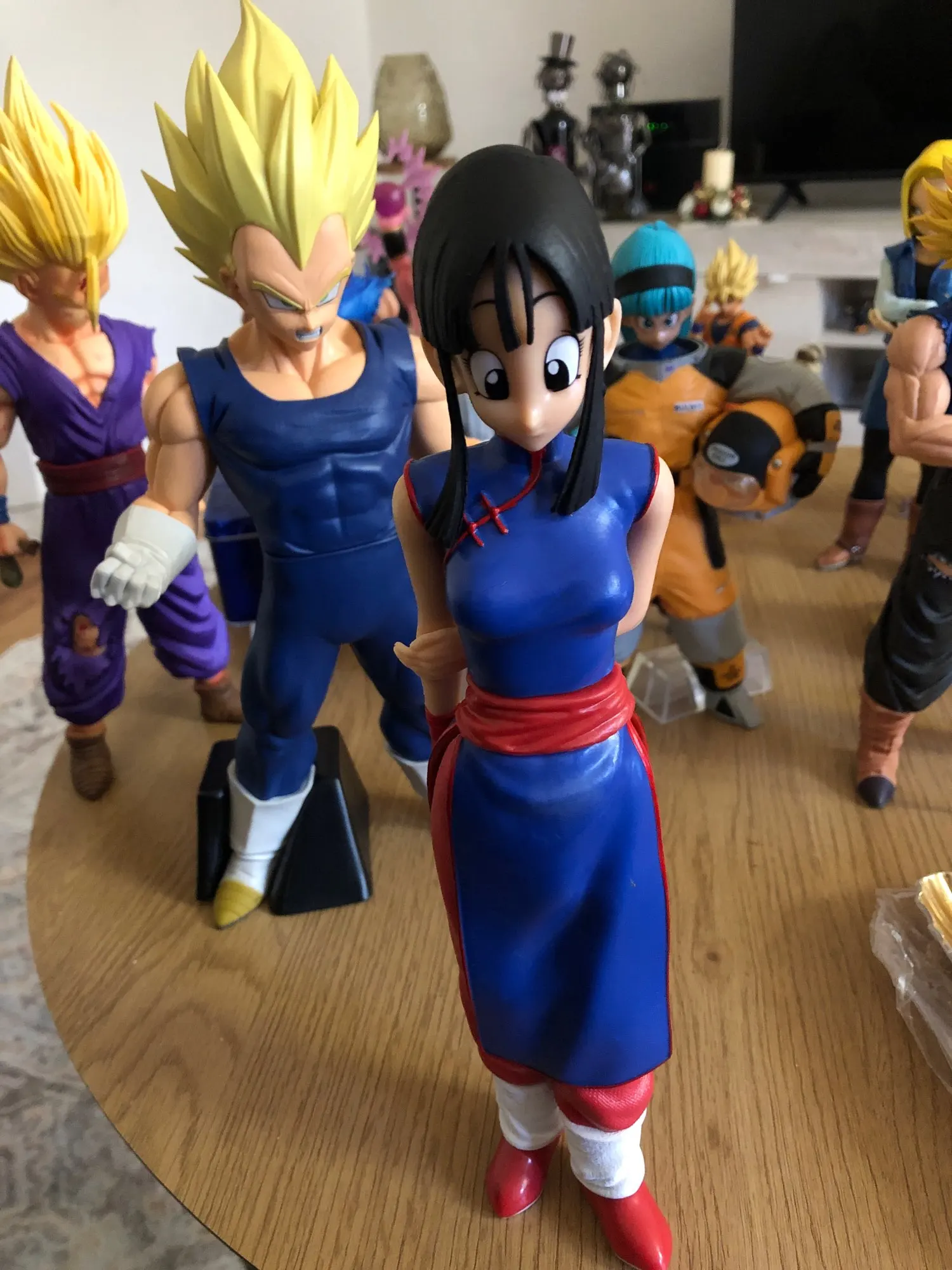 Foto de un comprador: Figura de Dragon Ball Z Chichi de 28 cm en PVC, escala 1/6