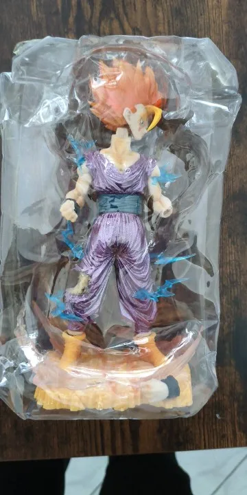 Foto de un comprador: Figura de Gohan Super Saiyajin de Dragon Ball Z para colección