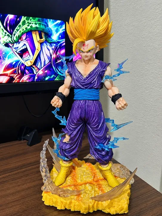 Foto de un comprador: Figura de Gohan Super Saiyajin de Dragon Ball Z para colección