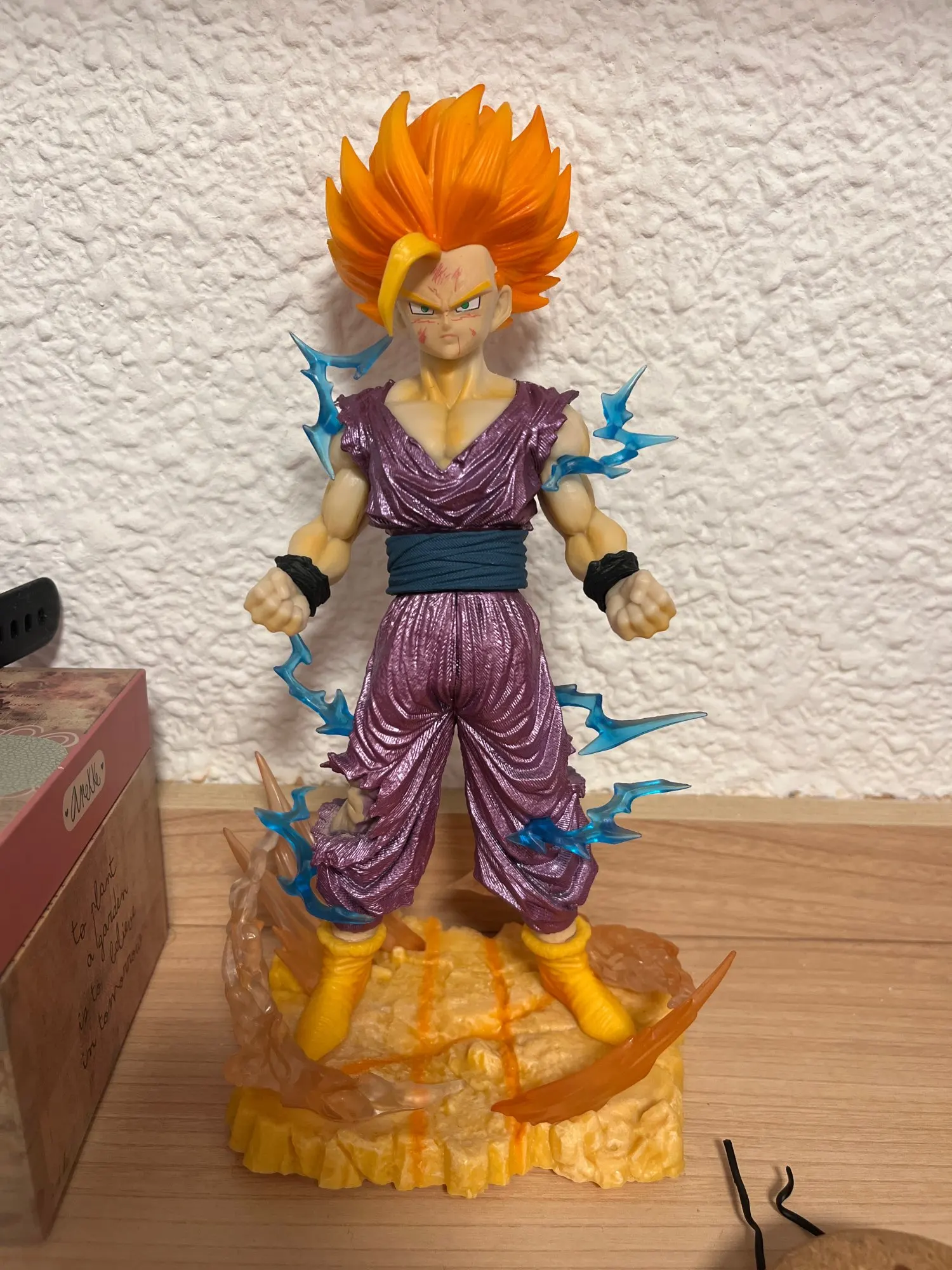 Foto de un comprador: Figura de Gohan Super Saiyajin de Dragon Ball Z para colección
