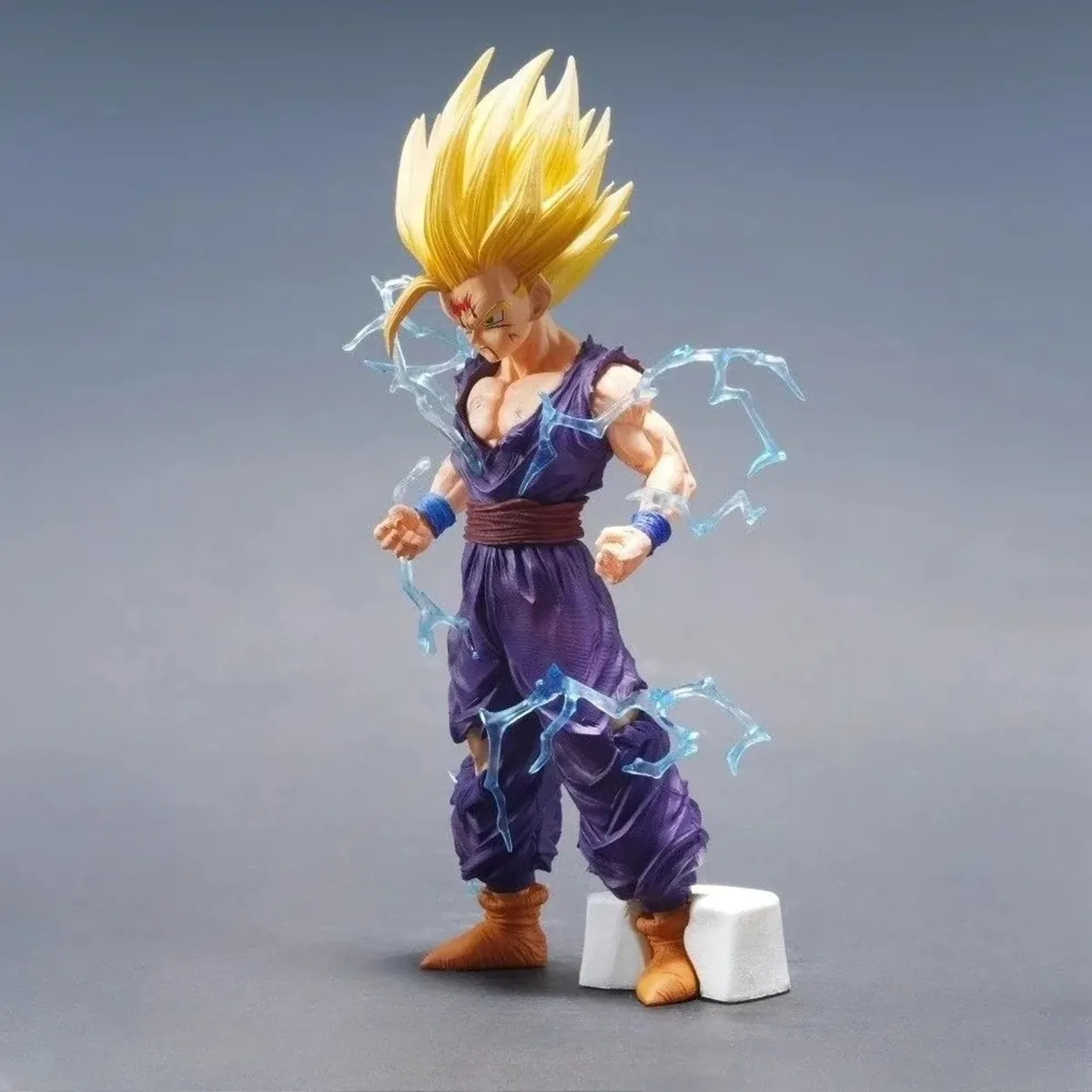 Figura de Gohan Super Saiyajin 2 de 24 cm en PVC – vue 4