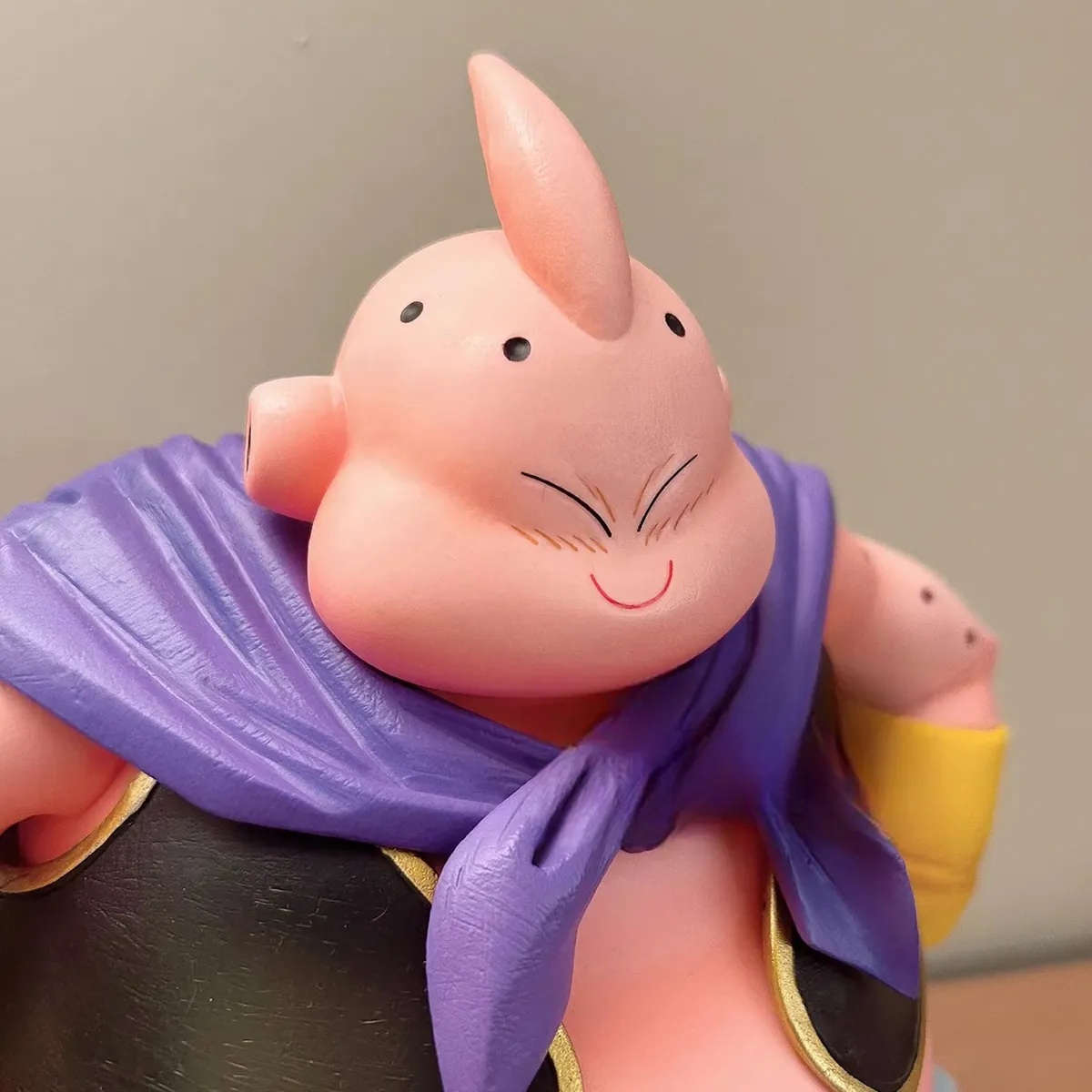 Figura de Majin Buu de 20 cm con 4 cabezas de Dragon Ball Z – vue 2