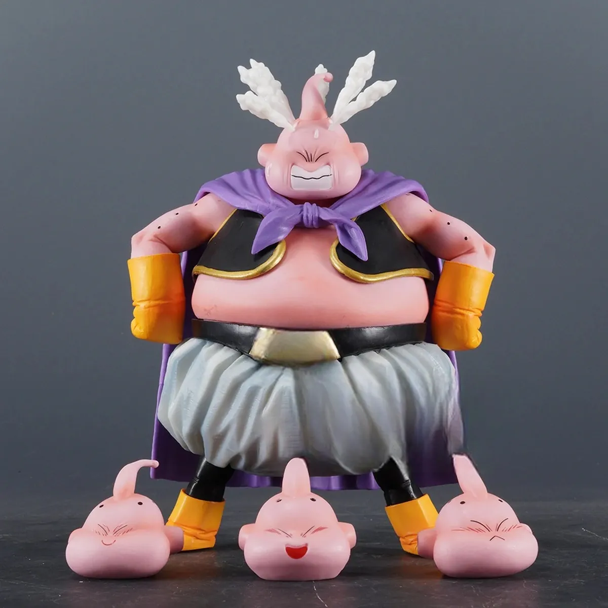 Figura de Majin Buu de 20 cm con 4 cabezas de Dragon Ball Z – vue 3
