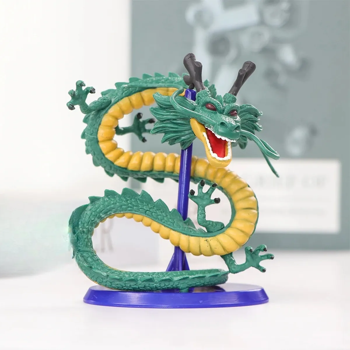 Figura de Shenlong de Dragon Ball Z: lotes y siete esferas – vue 3