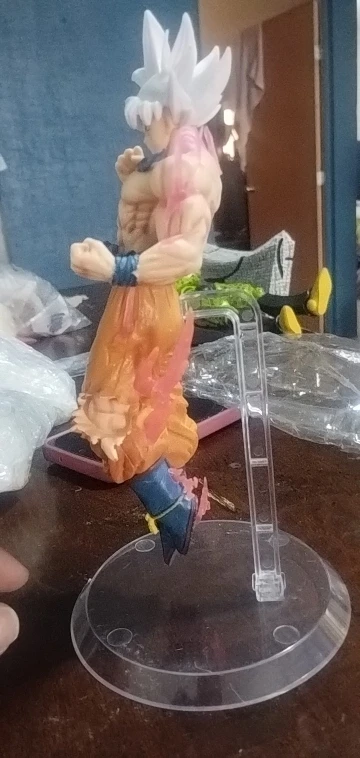Foto de un comprador: Figuras de acción de Dragon Ball Z Ultra Instinct de Goku y Vegeta