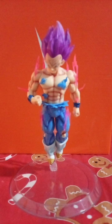 Foto de un comprador: Figuras de acción de Dragon Ball Z Ultra Instinct de Goku y Vegeta