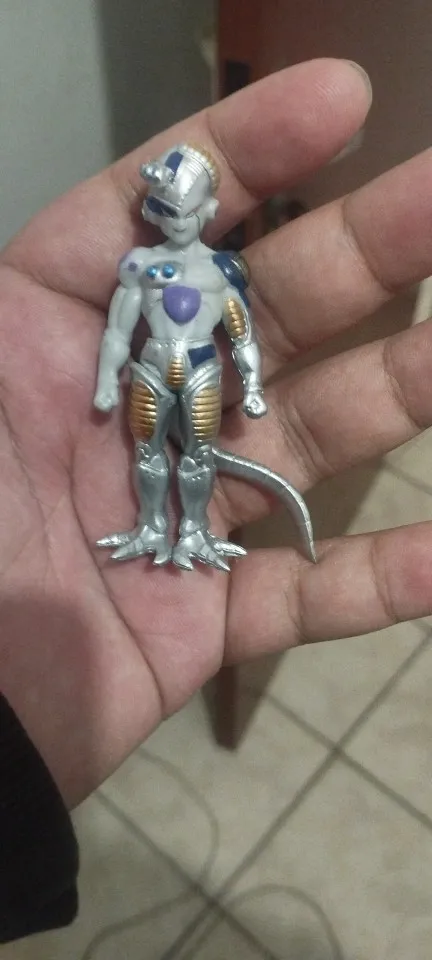 Foto de un comprador: Figuras de acción de Dragon Ball Z de Freezer, lote o pieza aleatoria