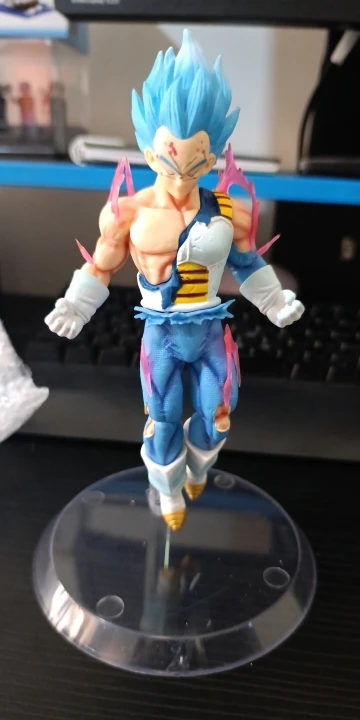 Foto de un comprador: Figuras de acción de Dragon Ball Z Ultra Instinct de Goku y Vegeta