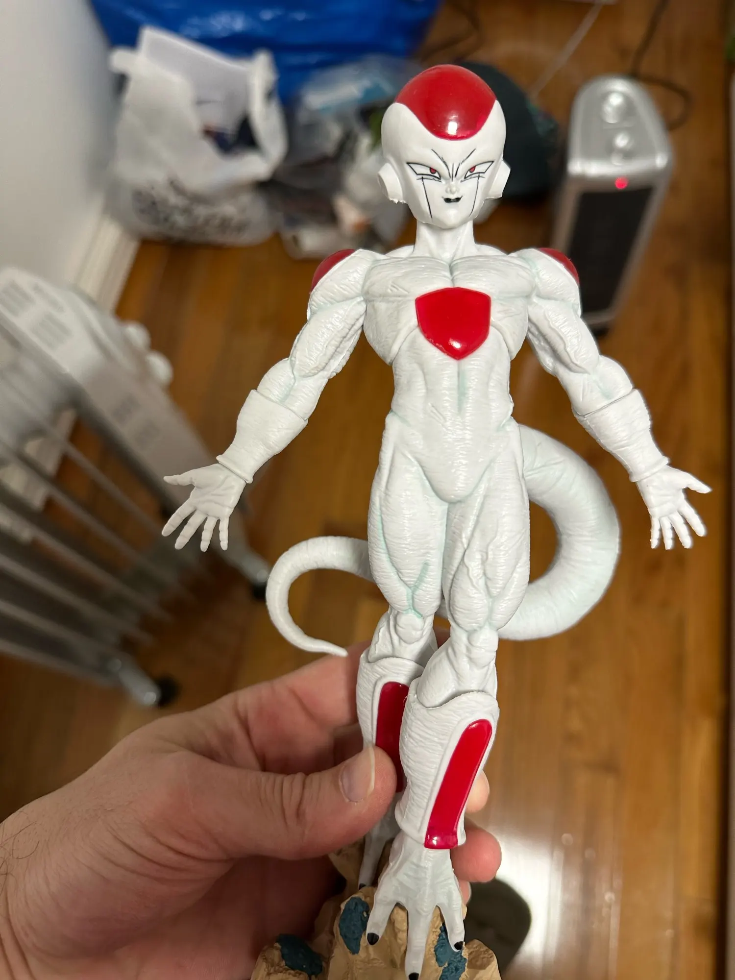 Foto de un comprador: Figura de Freezer de 26 cm a escala 1/12 de Dragon Ball