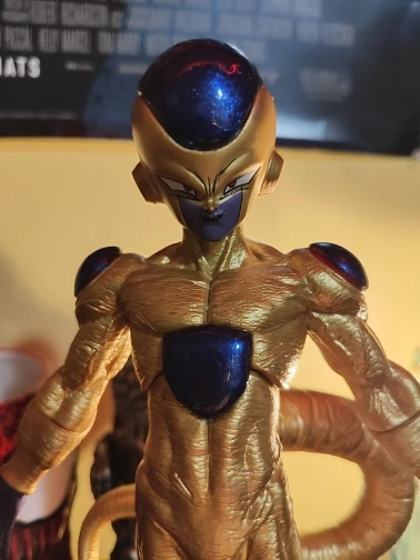 Foto de un comprador: Figura de Freezer de 26 cm a escala 1/12 de Dragon Ball