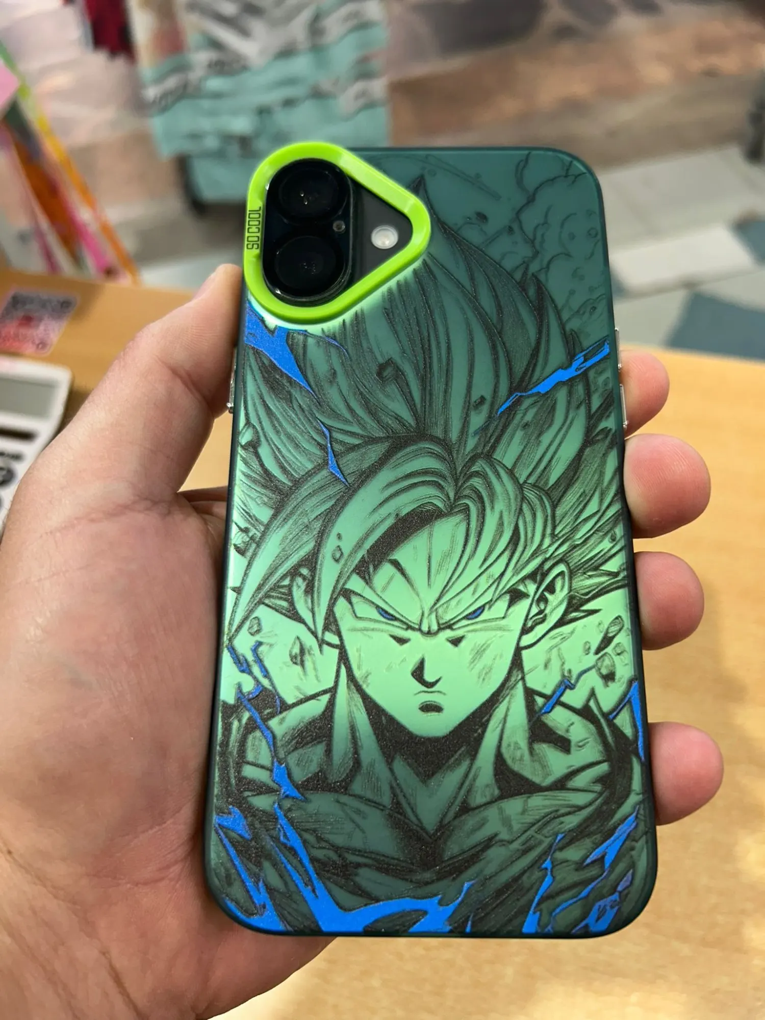 Foto de un comprador: Funda de celular Dragon Ball antigolpes para iPhone, Goku y Vegeta