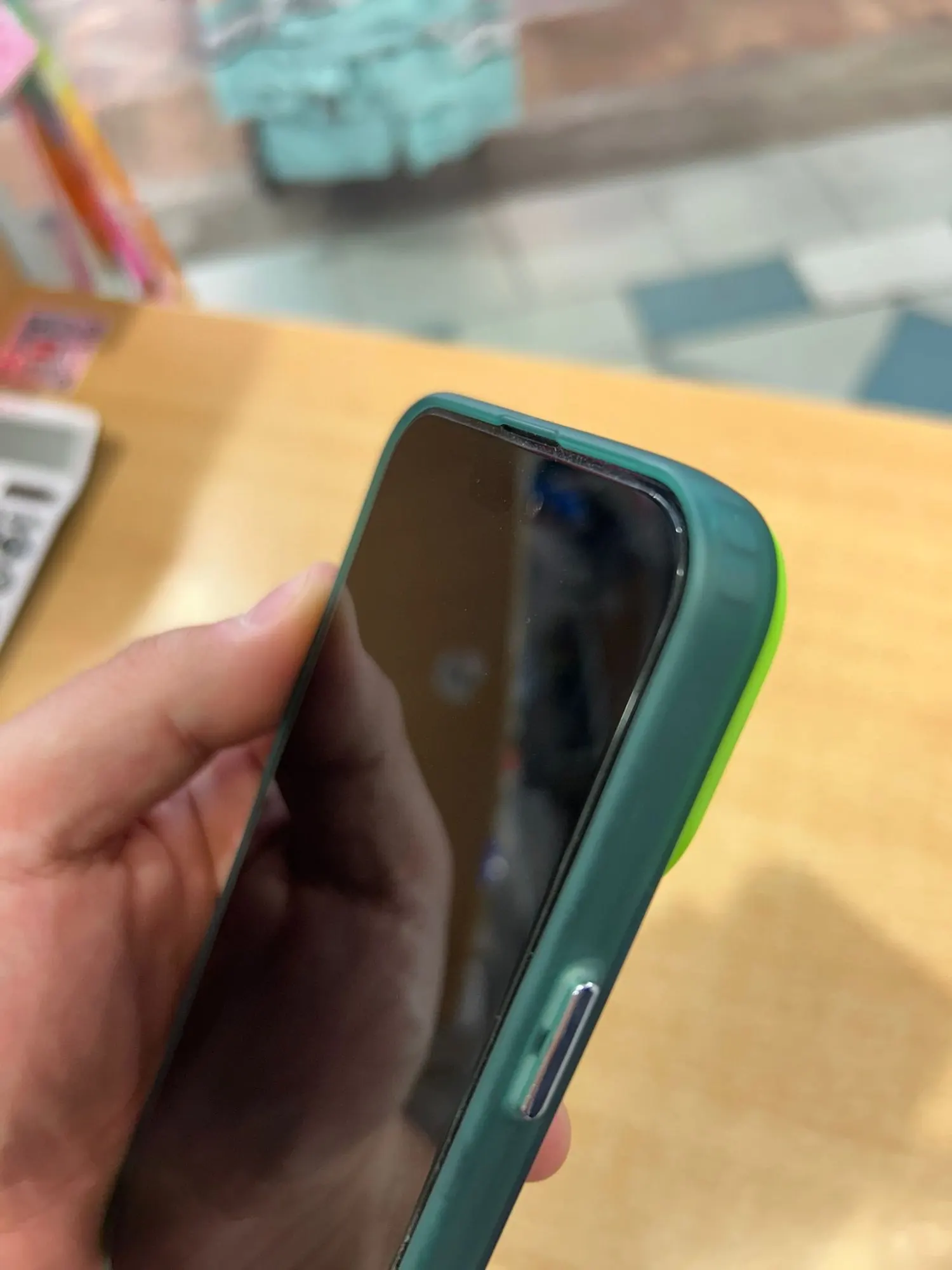 Foto de un comprador: Funda de celular Dragon Ball antigolpes para iPhone, Goku y Vegeta