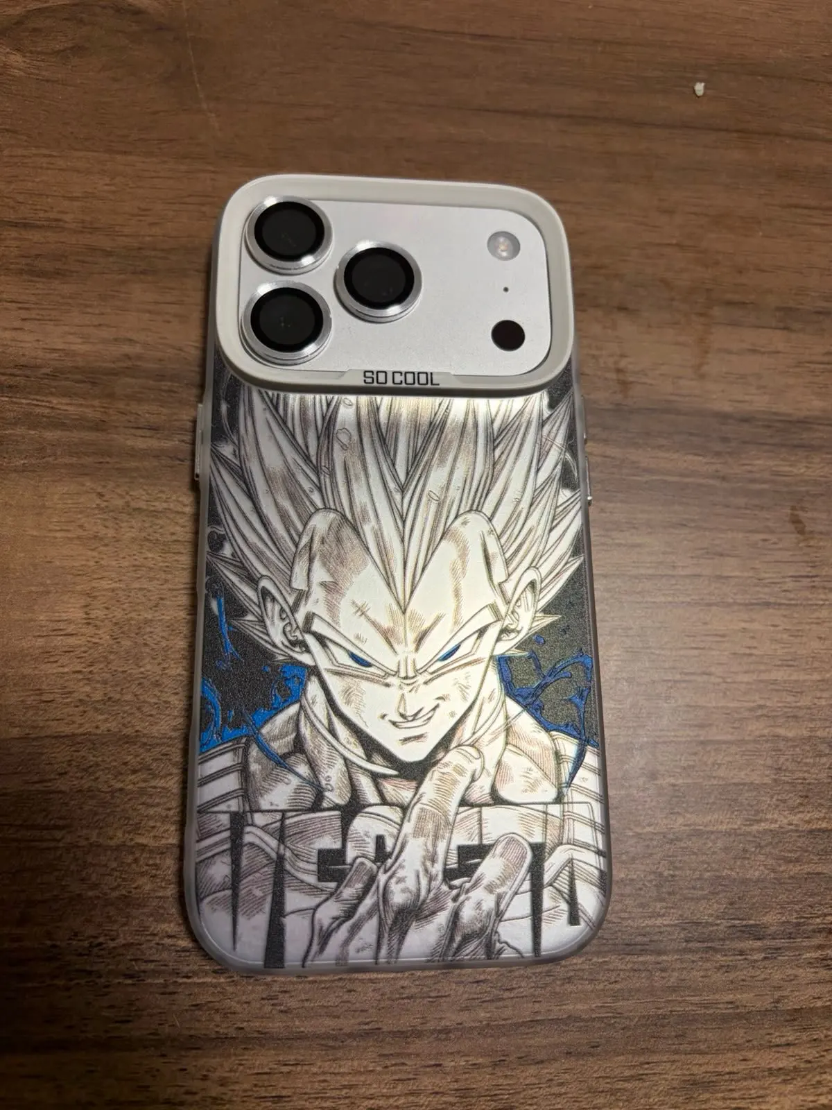 Foto de un comprador: Funda de celular Dragon Ball antigolpes para iPhone, Goku y Vegeta