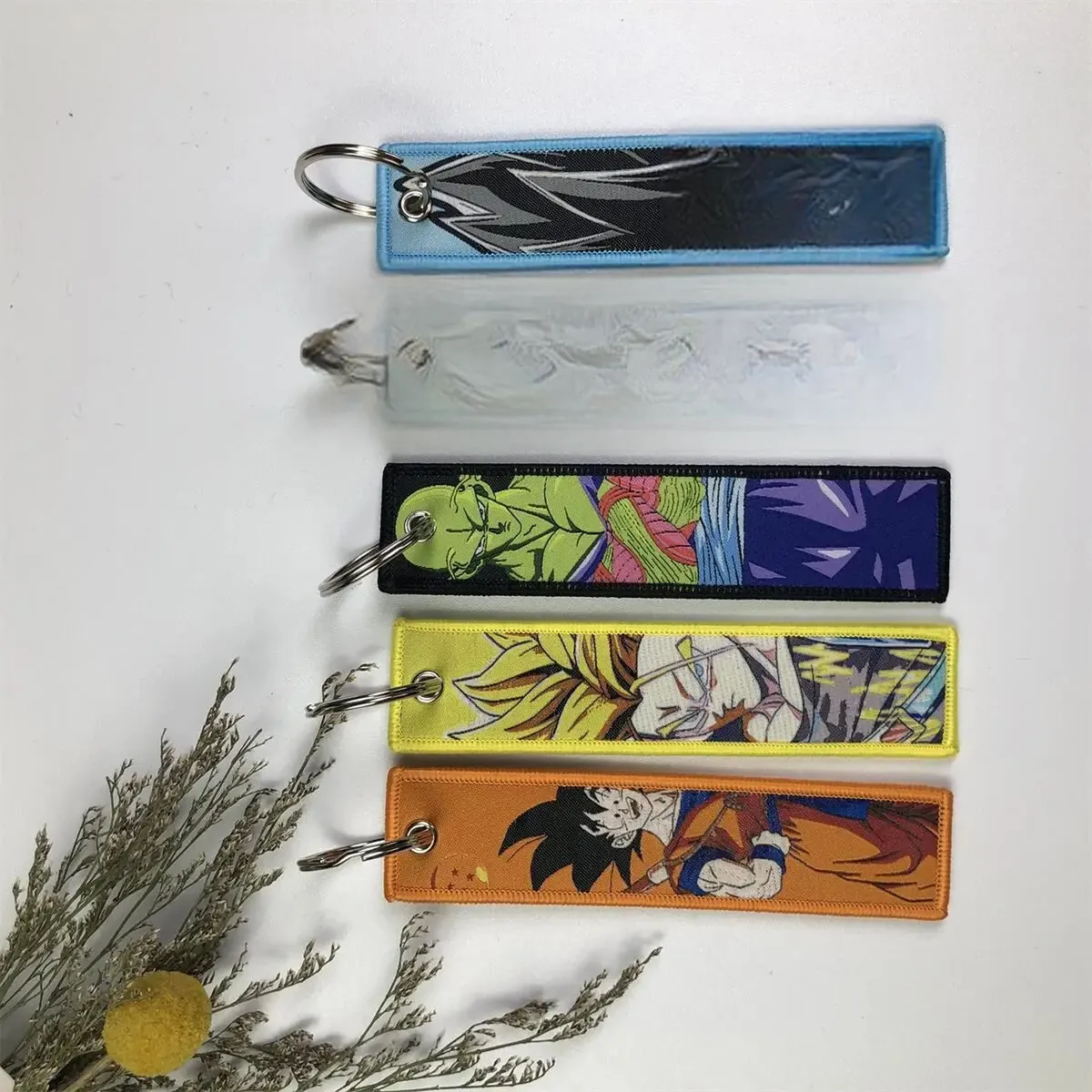 Llavero de Dragon Ball bordado tipo jet, etiqueta para llaves – vue 2