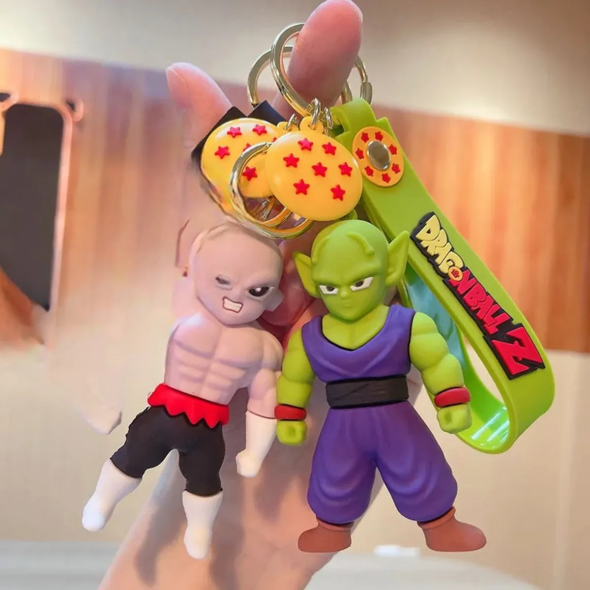 Llavero de Dragon Ball de PVC con figuras de personajes – vue 2