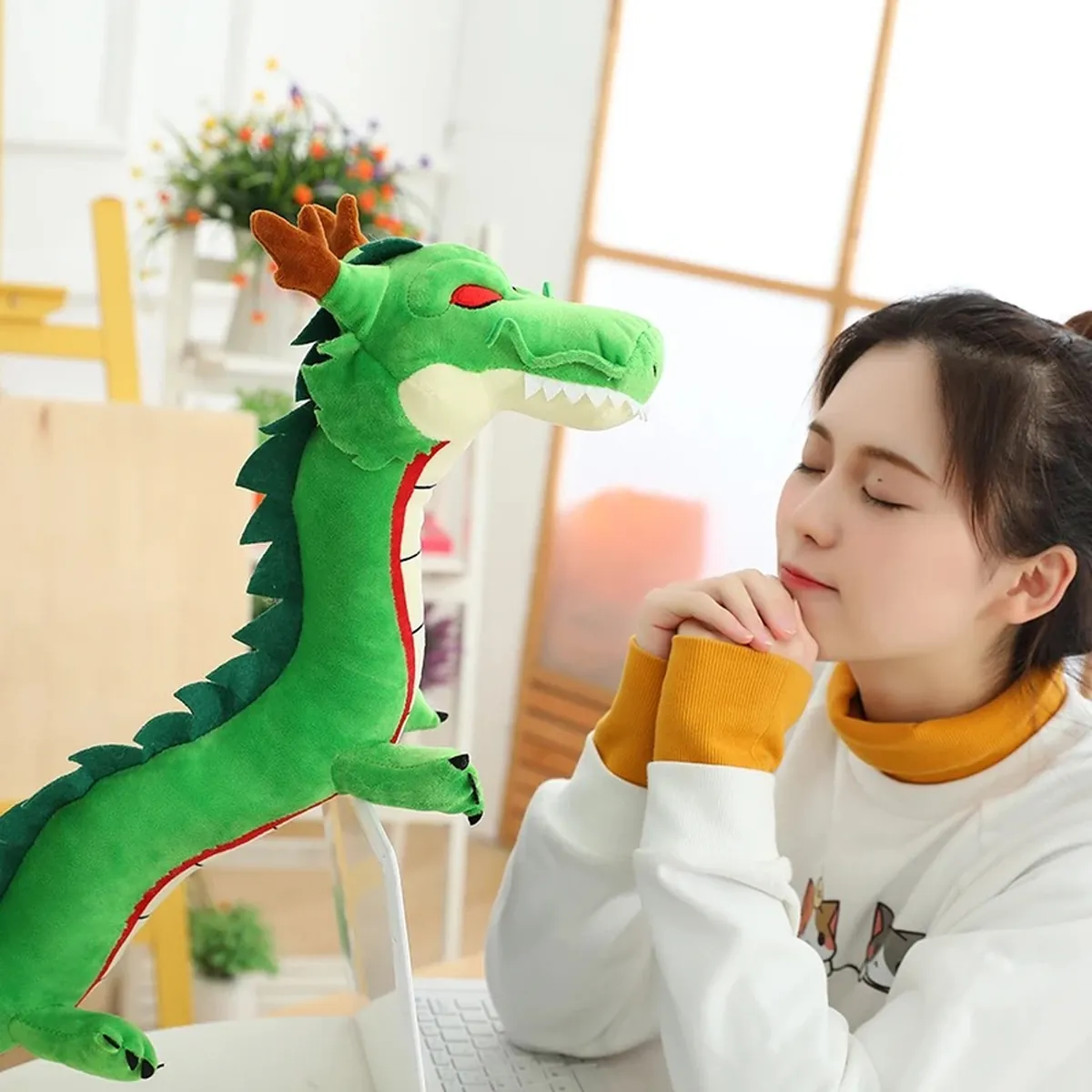 Peluche de Shenlong de 80 o 100 cm, gigante y suave – vue 5