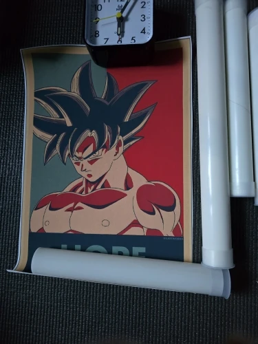 Foto de un comprador: Póster de Dragon Ball retro de lienzo con Goku, Vegeta y Freezer